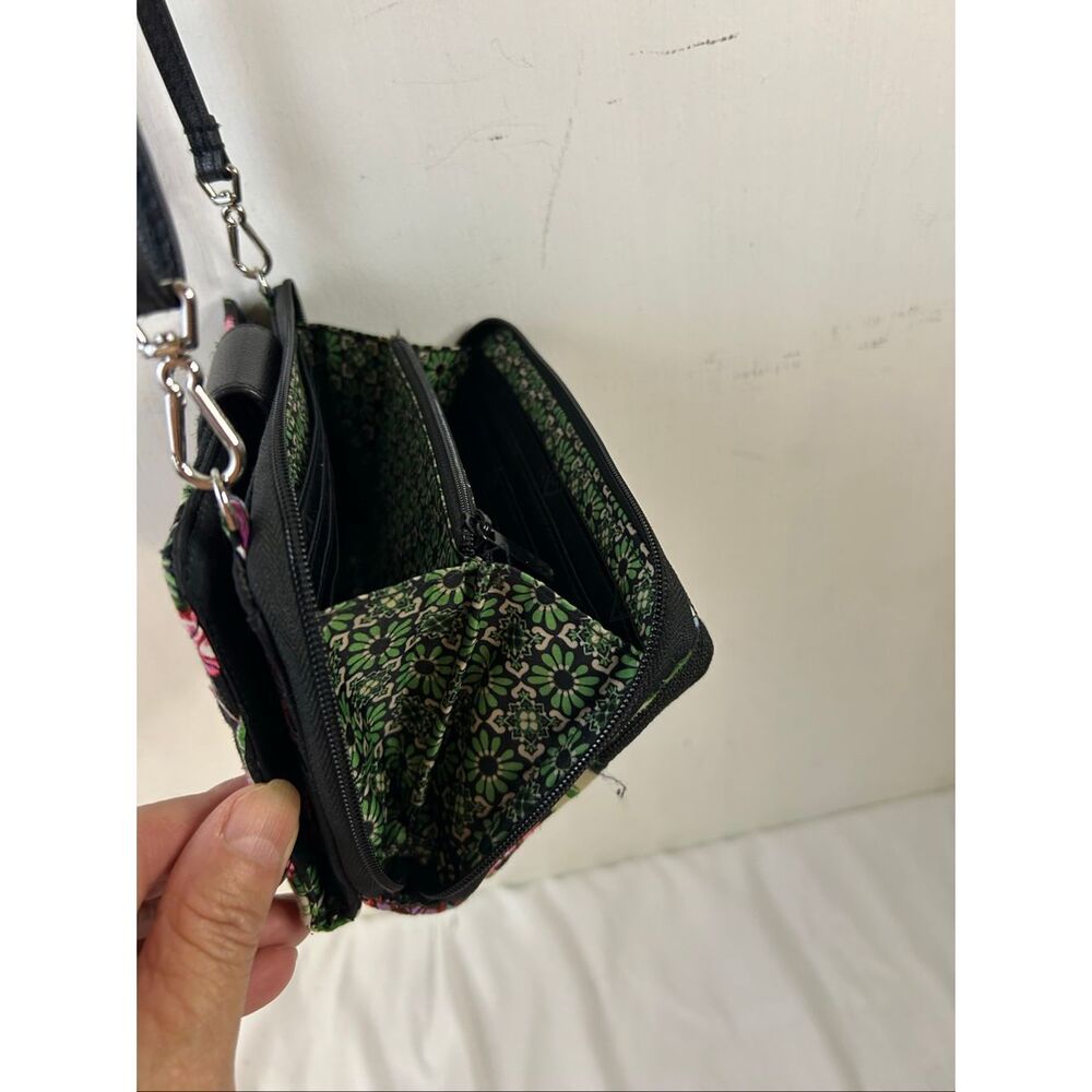 Vera Bradley Floral and Black rfid crossbody zipper wallet nwot 8"x5" - Picture 3 of 10